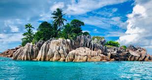 Les Seychelles, le pays des plus belles plages du monde ...